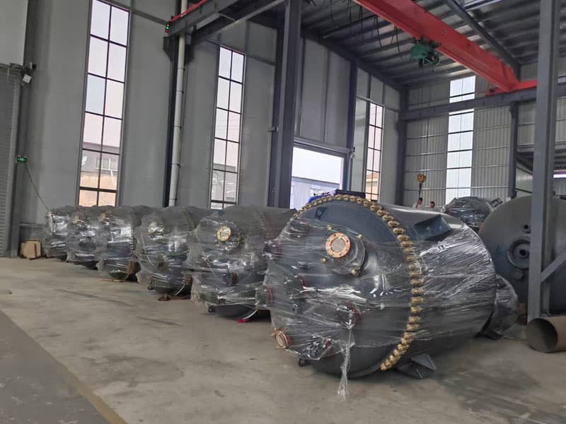 搪玻璃開(kāi)式反應(yīng)釜